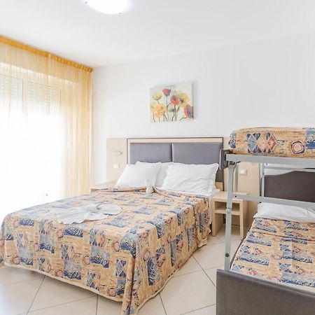 Hotel Bremen Rimini Ngoại thất bức ảnh