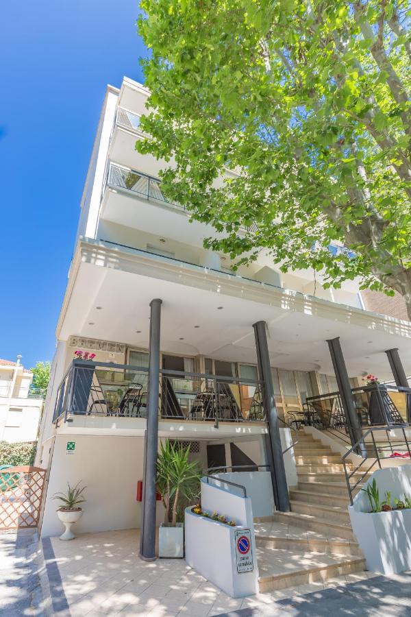 Hotel Bremen Rimini Ngoại thất bức ảnh