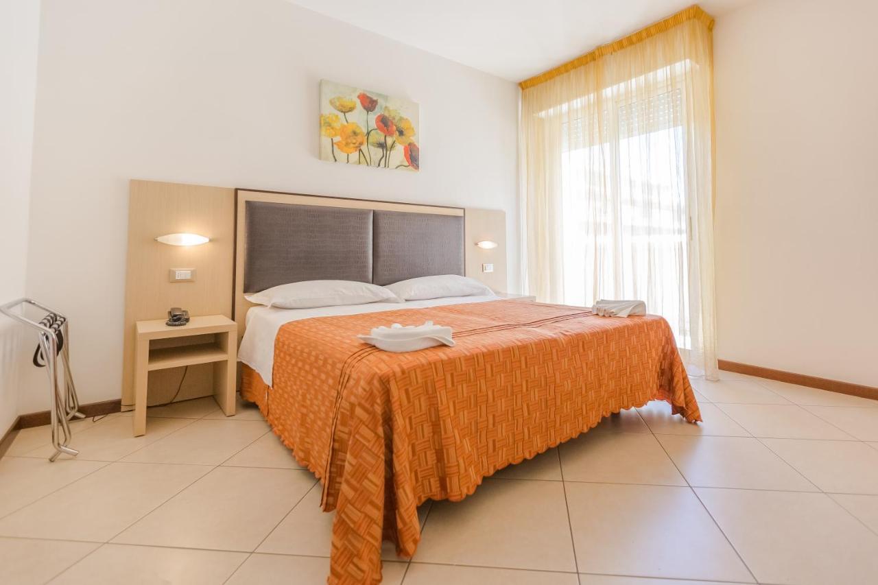 Hotel Bremen Rimini Ngoại thất bức ảnh