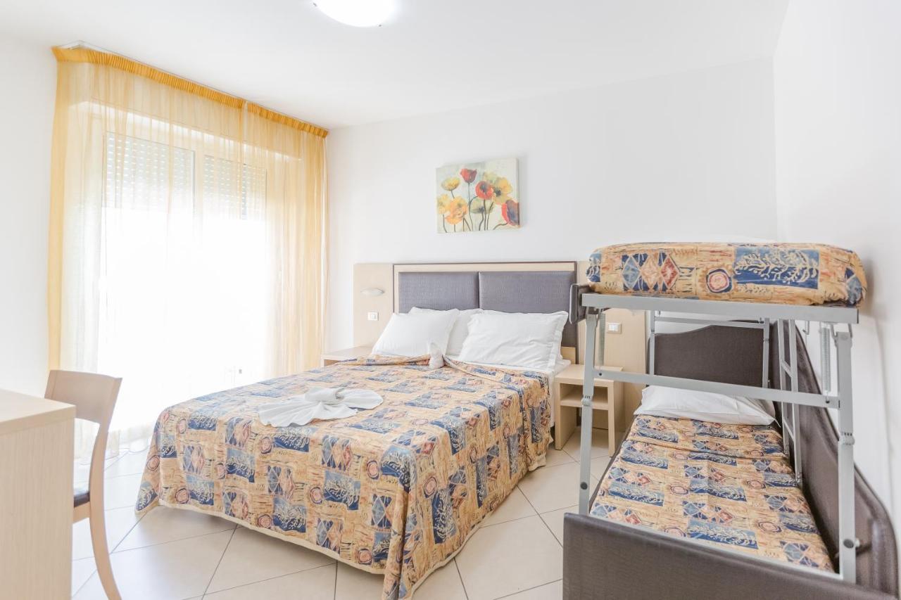 Hotel Bremen Rimini Ngoại thất bức ảnh