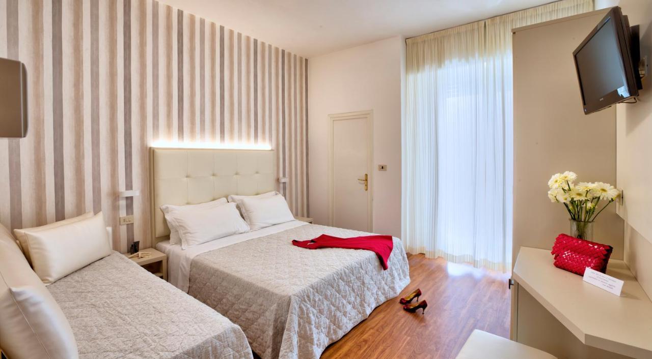 Hotel Bremen Rimini Ngoại thất bức ảnh