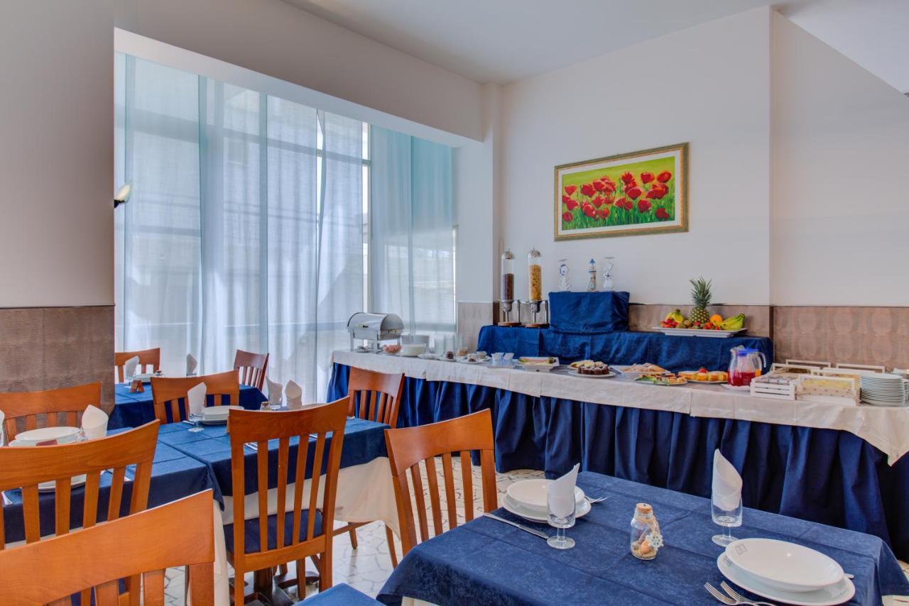 Hotel Bremen Rimini Ngoại thất bức ảnh