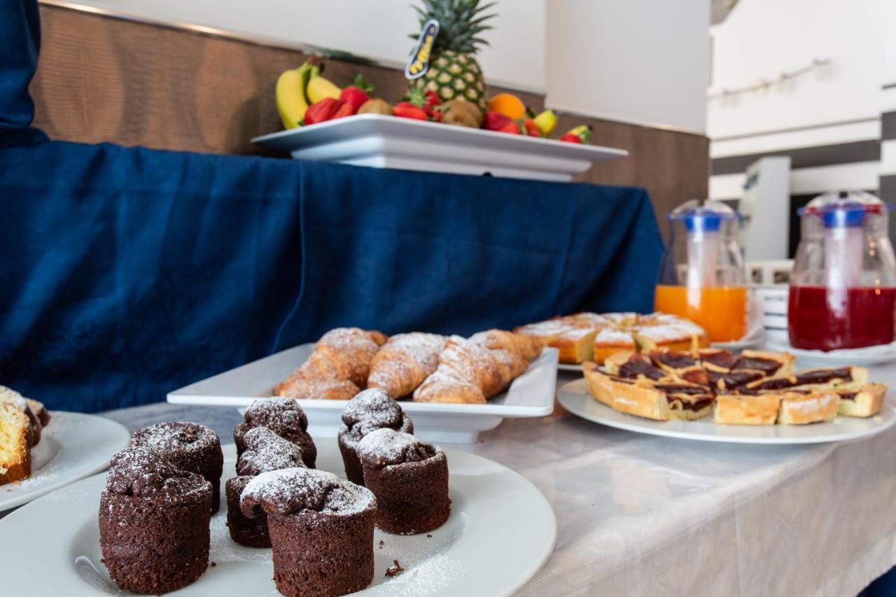 Hotel Bremen Rimini Ngoại thất bức ảnh